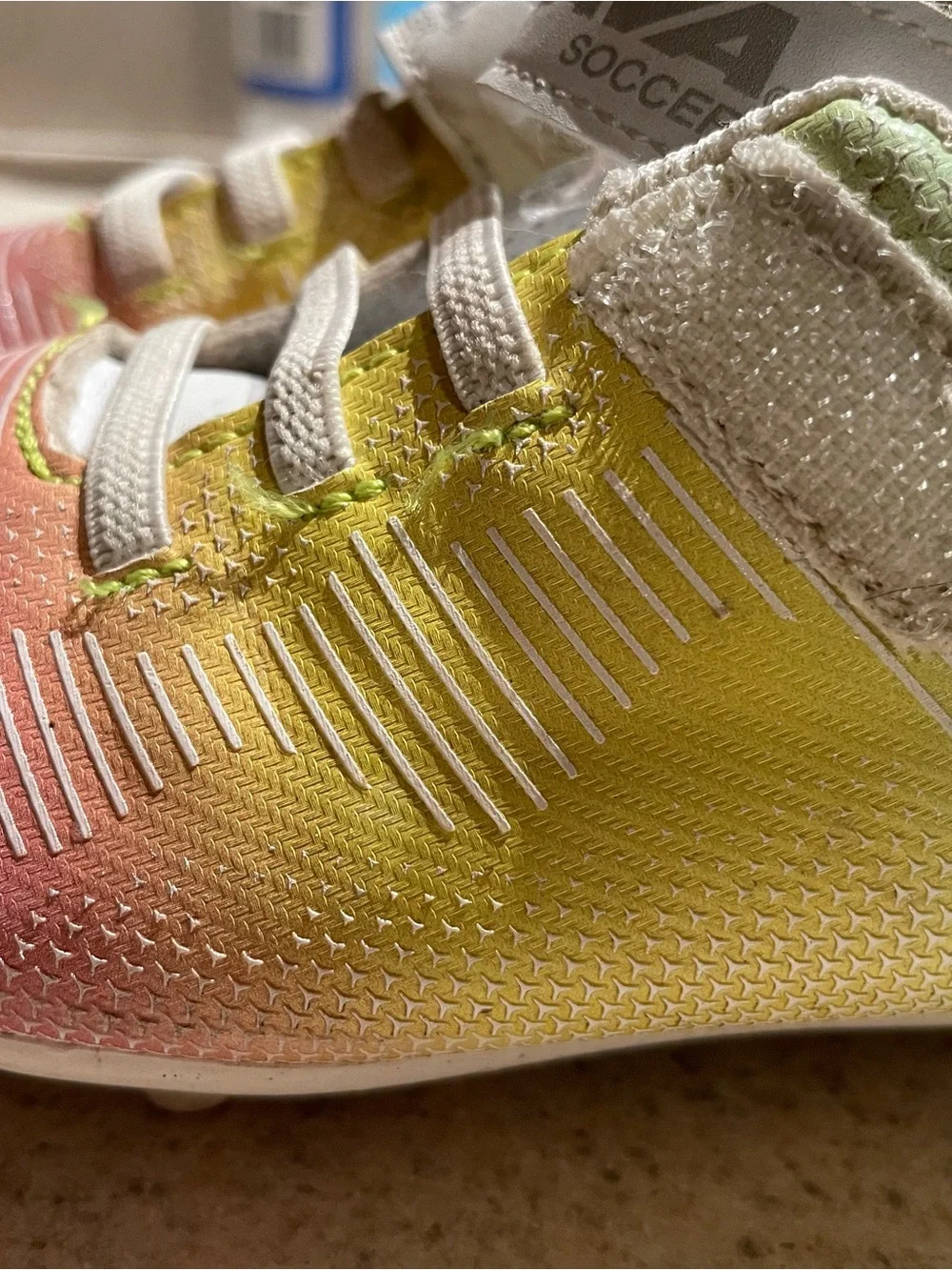 BRAVA Kids' Rainbow Soccer Shoes